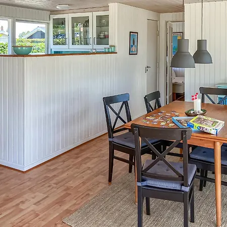 Hébergement de vacances Superbe Maison De 2 Chambres À Bogense *